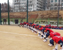 주말리그 연세유소년야구단 VS 성동유소년야구단과 경기 장면 입니다!! 대한유소년야구연맹 유소년야구 리틀야구 어린이야구 주말야구 야구지식